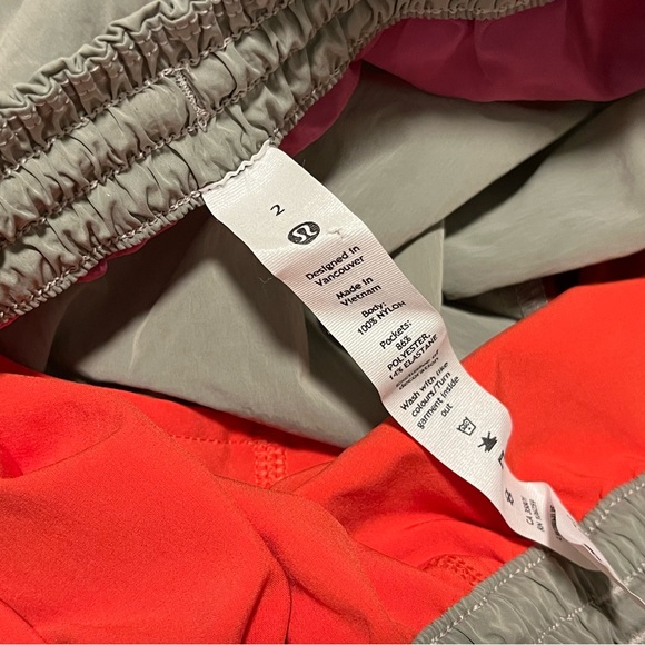 Lululemon Evergreen High-Rise Short 4.5"
Pink Punch / Pink Lychee / Raw … - Picture 7 of 9